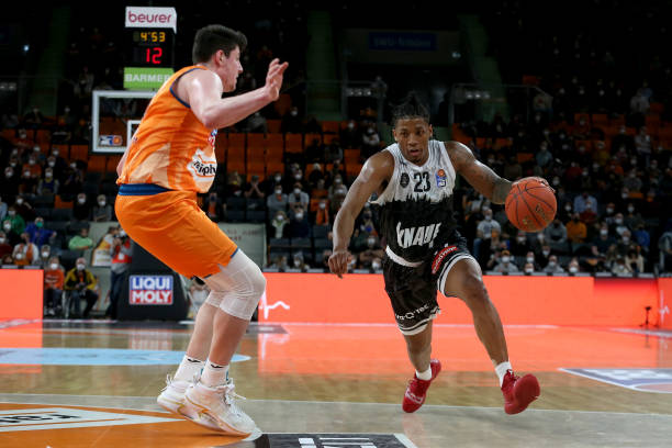 往比赛中一 往比赛中一