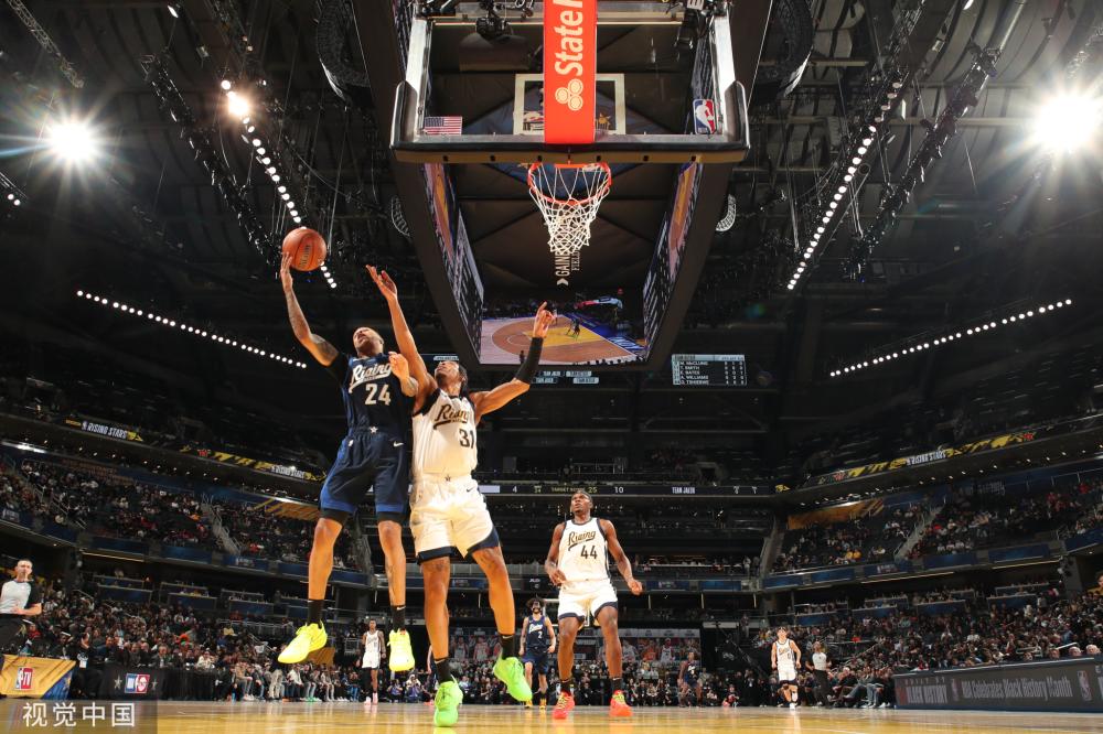 中的策略和 中的策略和