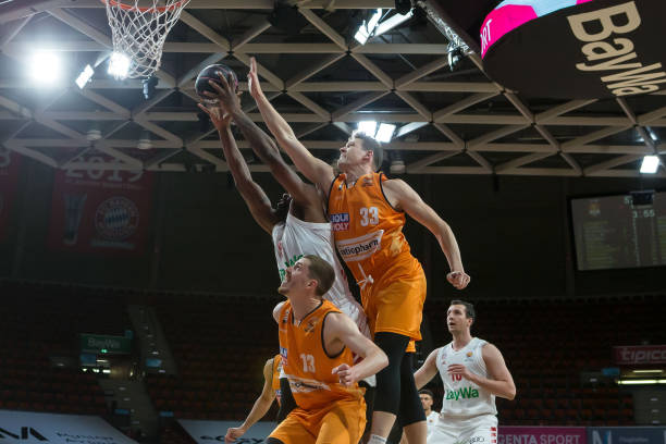 巴塞罗那的 巴塞罗那的