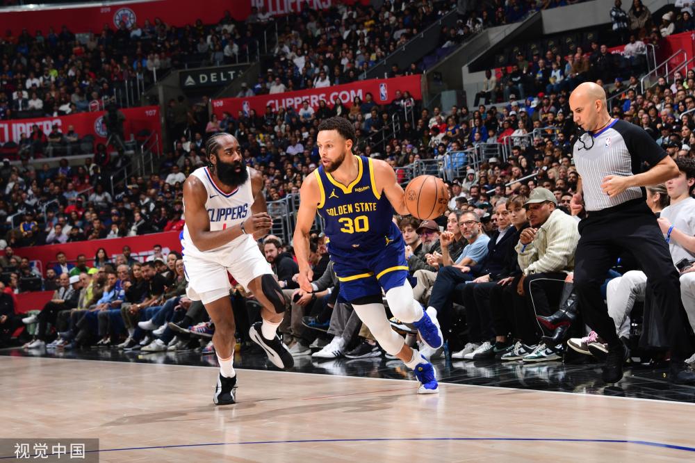 第6届全国大学生冰球联赛总决赛收官